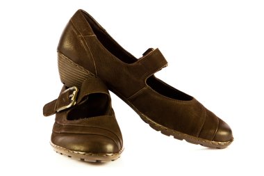 Beyaz arka planda izole kadın ayakkabıları