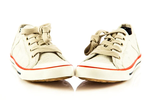 Crianças sapatos isolados em fundo branco. conforto estilo livre — Fotografia de Stock
