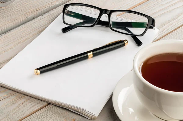 Caneta e caderno — Fotografia de Stock