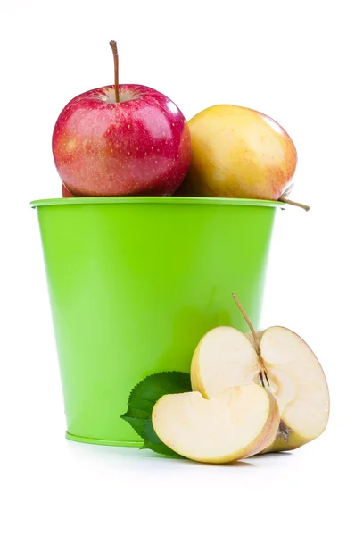 고립 된 사과 — 스톡 사진