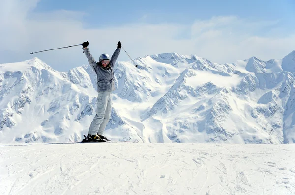 Radostné ženské lyžař Stock Snímky