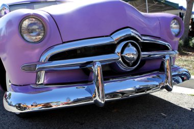 Sıcak çubuklar ve Vintage arabalar