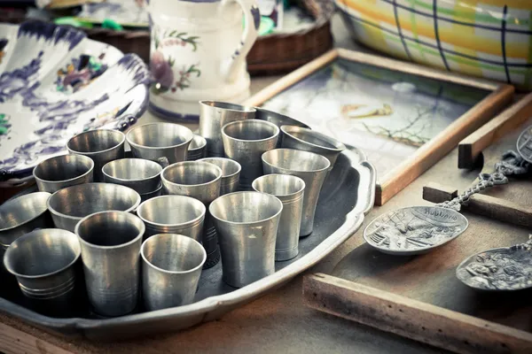 Oude drinken glazen — Stockfoto