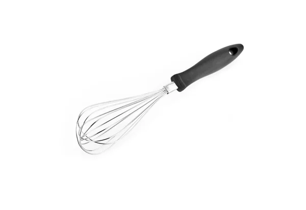 Utensílios domésticos: whisk de aço, isolado sobre fundo branco — Fotografia de Stock