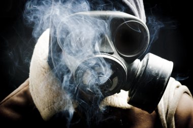 Gaz Maskeli adam portresi