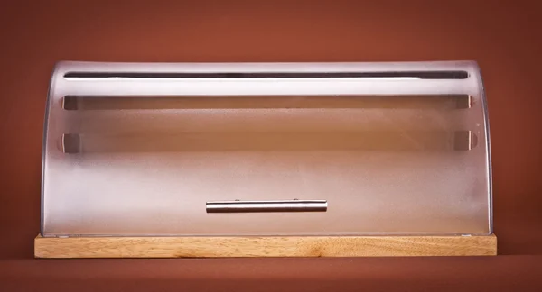 kahverengi zemin üzerine ekmek kutusu