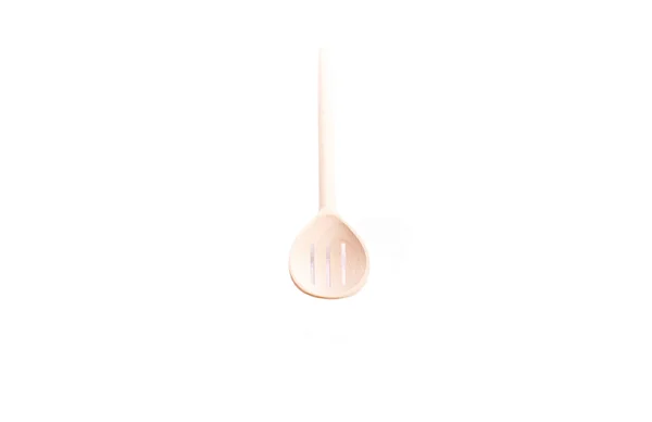 白色背景的木制勺子 — 图库照片