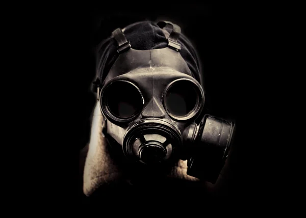 Gaz Maskeli adam portresi