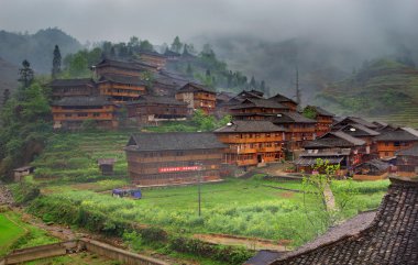 Yao minoritys ev, dazhai, longsheng, guangxi, china yakınında. Guangxi eyaleti, Çin. etnik yao, Çin, yao Köyü dazhai, güneybatı Çin, 3 Nisan 2010 ulusal azınlıklar Köyü.