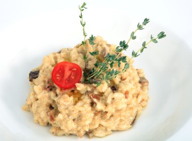 Restoran yemek, porcini mantarları, risotto rosemary ile dekore edilmiştir..