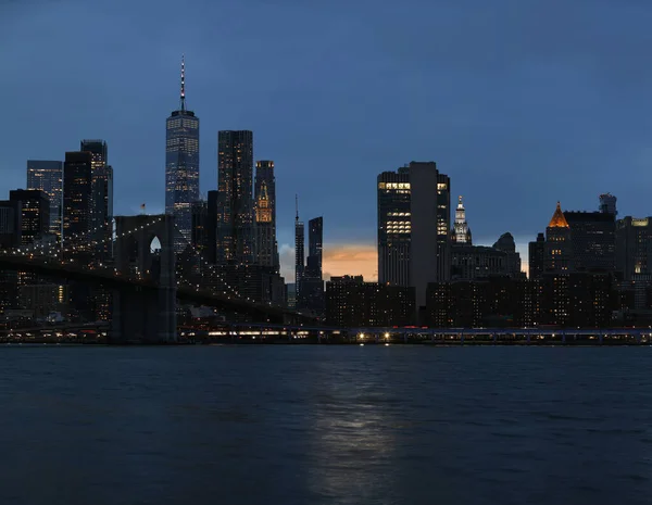 Udsigt New York Ved Solnedgang - Stock-foto