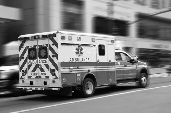 Ambulance Noodvoertuig Beweging Wazig Stockfoto