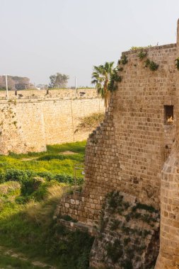 Karadan Akko surları