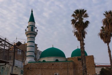 Eski şehrin Akko bir sokakta