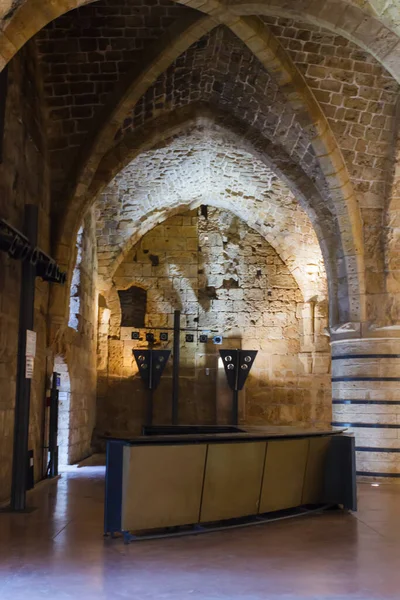 Akko kalesinin içi.