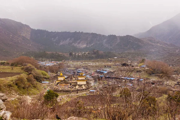 View Large Village Himalayas Valley Manaslu Region — Stock Photo, Image