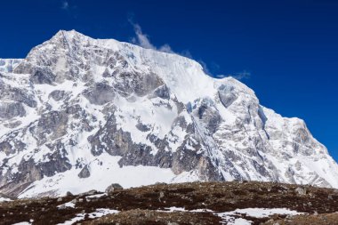 Thorong La Manaslu geçidinde dağ zirveleri, Himalayalar