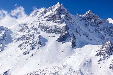 Thorong La Manaslu geçidinde dağ zirveleri, Himalayalar