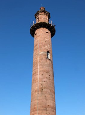 Fleetwood Lancashire 'daki tarihi 19. yüzyıl taş firavunları deniz fenerinin manzarası