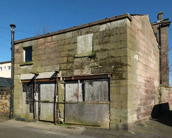 Derelict Empty Abandoned Business Premises Converted House Collapsing Walls Boarded — Stock Photo, Image