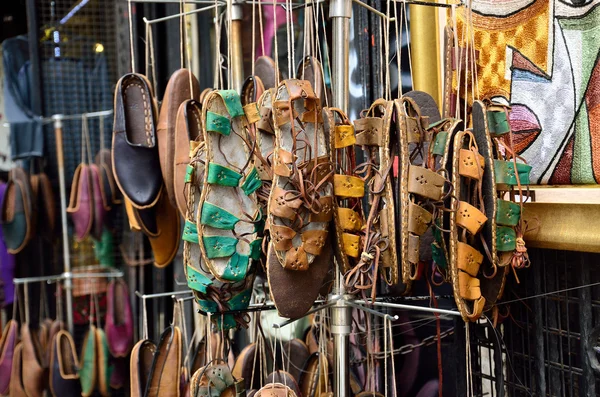 Zapatos de color hechos a mano —  Fotos de Stock