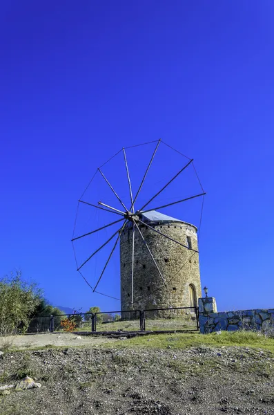 Traditionelle alte Windmühle in Datca, Mugla — Stockfoto