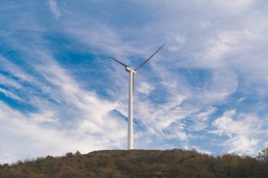 Xinyang, Henan 'daki Dabie Dağı Manzarası