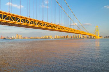 Yangsigang Yangtze Nehri Köprüsü manzarası Wuhan, Hubei, Çin