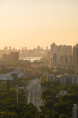 Hubei, Çin 'de Wuhan şehrinin gökyüzü manzarası