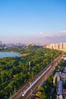 Hubei, Çin 'de Wuhan şehrinin gökyüzü manzarası