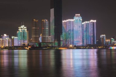 Hubei, Çin 'de Wuhan şehrinin gökyüzü manzarası