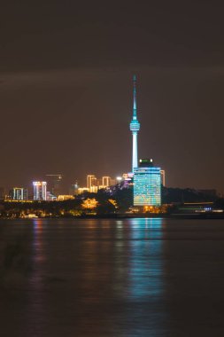 Hubei, Çin 'de Wuhan şehrinin gökyüzü manzarası