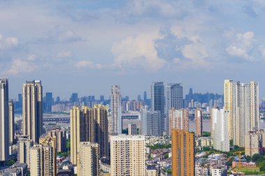 Hubei, Çin 'de Wuhan şehrinin gökyüzü manzarası