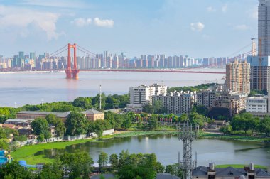 Hubei, Çin 'de Wuhan şehrinin gökyüzü manzarası