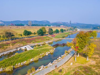 Wuhan, Hubei Eyaleti, Çin 'deki Mulan çayır manzarasının erken dönem manzarası