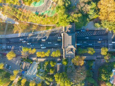 Wuhan Hanyang Nehri Sahili ve Nan 'anzui Parkı' nın sonbahar manzarası