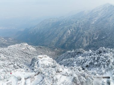 Lushan 5A Sahne Bölgesi, Jiujiang Şehri, Jiangxi Bölgesi 'nde kış kar manzarası