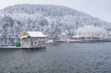 Lushan 5A Sahne Bölgesi, Jiujiang Şehri, Jiangxi Bölgesi 'nde kış kar manzarası