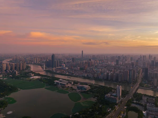 Hubei Wuhan Lato Urban Skyline Krajobrazy Lotu Ptaka — Zdjęcie stockowe