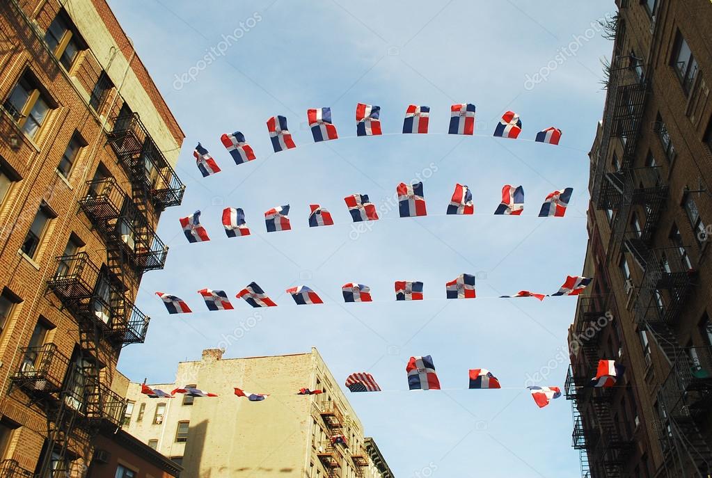 https://st.depositphotos.com/2031813/2078/i/950/depositphotos_20787749-stock-photo-dominican-republic-flags-over-nyc.jpg
