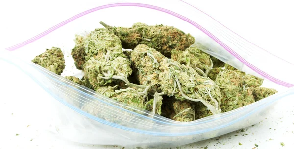 ウィードのバッグ。マリファナと大麻の白地 — ストック写真