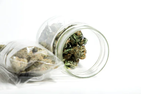 Marihuana Cannabis Tarro Cristal Sobre Fondo Blanco —  Fotos de Stock