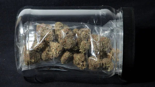 Marihuána Kannabiszbimbó Háttérben — Stock Fotó