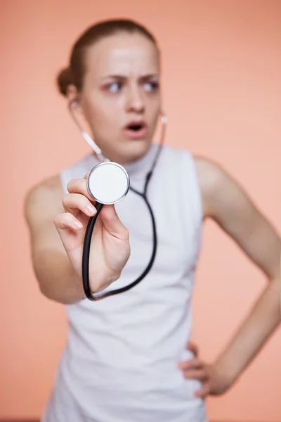 Läkaren gör diagnosen — Stockfoto