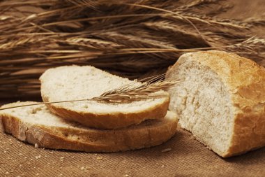 taze ekmek ve buğday