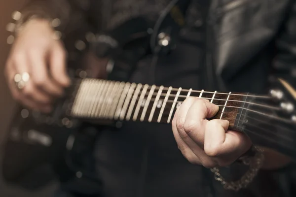 Um guitarrista — Fotografia de Stock