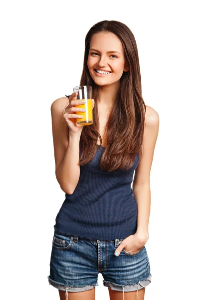 Mujer aislado en blanco estudio tiro beber naranja jugo cara s — Foto de Stock
