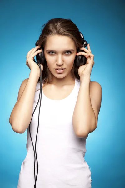 Woman with headphones — Stock Photo, Image