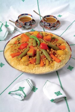 Kuskus, ünlü Fas geleneksel yemeği, Fas yemeği.