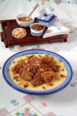 Kuskus, ünlü Fas geleneksel yemeği, Fas yemeği.